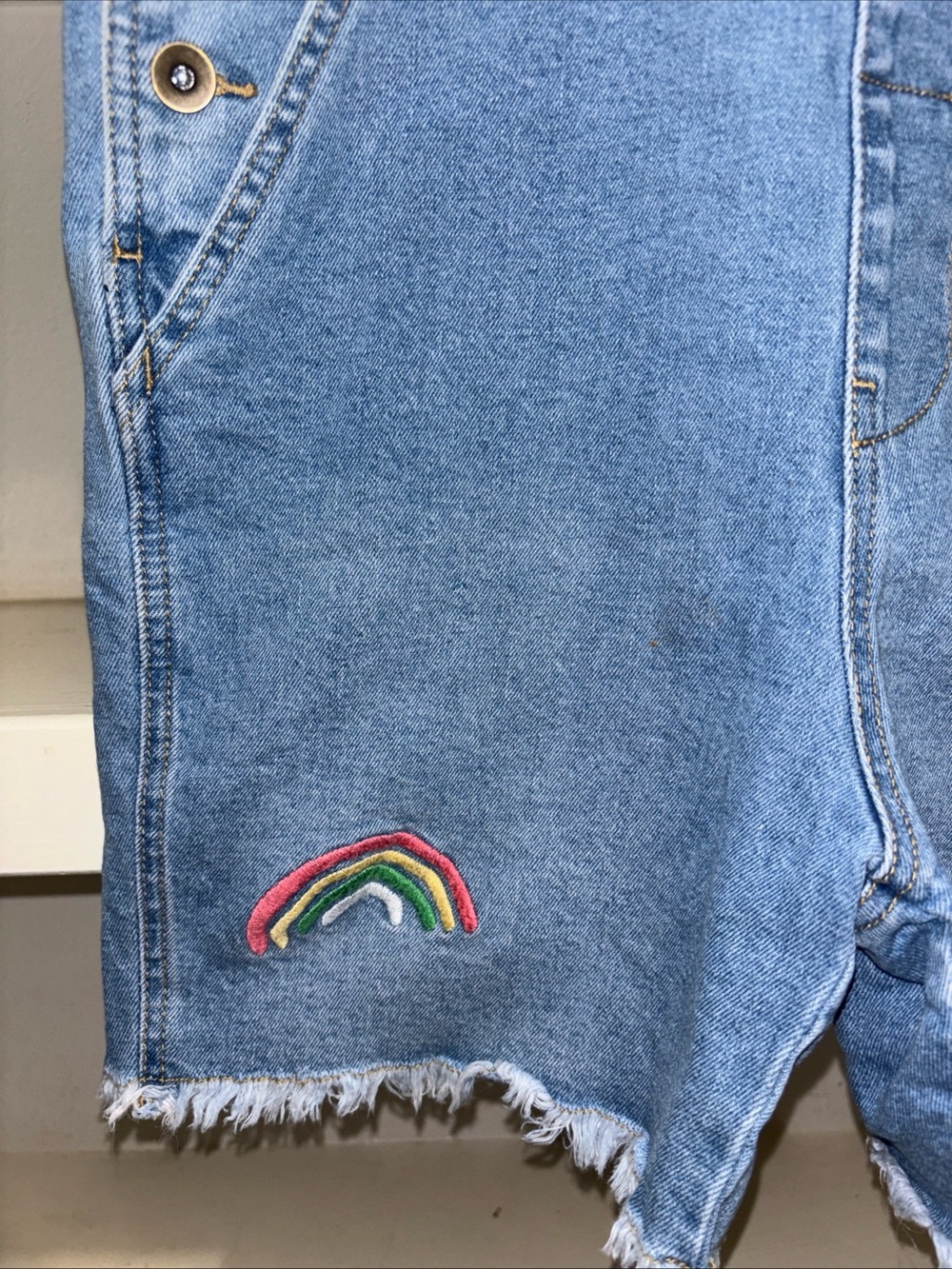 Women’s Denim Coverall With Adjustable Rainbow Straps And Embroidery Detail-XS - Picture 3 of 7
